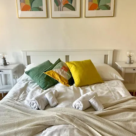 Apartment Retreat *